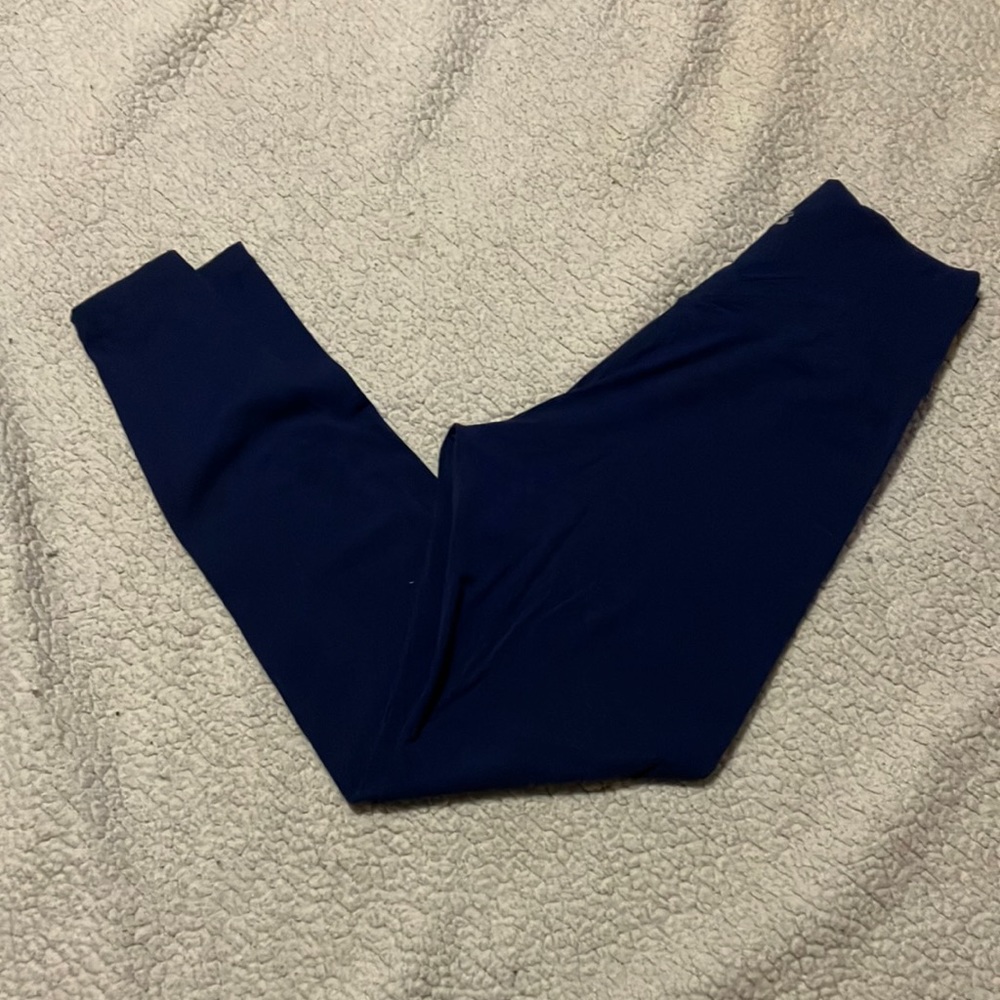 COPY - BuffBunny crossover leggings